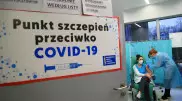 Тяжелое осложнение после вакцинации от COVID-19 зафиксировали в Польше