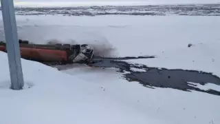 За разлив опасной жидкости на трассе оштрафовали карагандинскую компанию