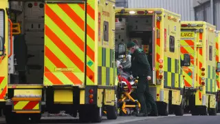 Второй год пандемии может стать еще сложнее - ВОЗ