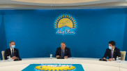 Назарбаев принимает участие в заседании фракции Nur Otan