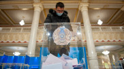 Токаев предложил снизить порог для партий на выборах