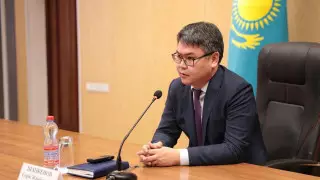 "Высокотребовательный" экс-аким Атырау. Что известно о министре труда Серике Шапкенове