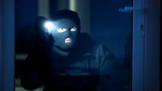 Житель Уральска лишился миллиона тенге из-за девушки