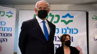 Премьер Израиля: "Мы собираемся герметично запечатать страну"