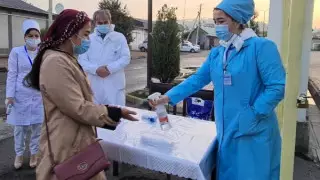 Президент Таджикистана объявил о полной победе над коронавирусом