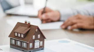 Токаев подписал поправки по регистрации прав на недвижимость