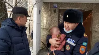 В Талдыкоргане наградили спасателей, чьи фото растрогали Казнет