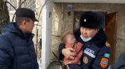 В Талдыкоргане наградили спасателей, чьи фото растрогали Казнет