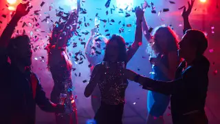 Популярные кафе оштрафовали в Алматы за нарушение карантина