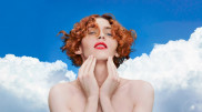 Умерла британская певица и диджей Sophie