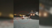 Водитель такси пытался заехать на ледяную горку в Нур-Султане