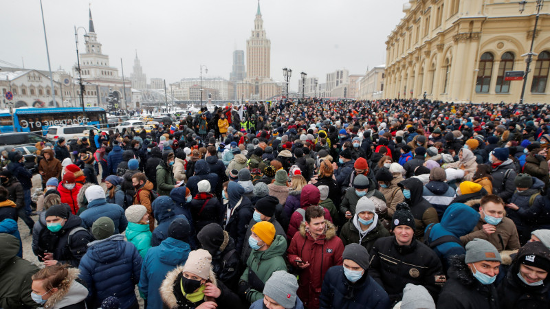 Участники митинга в поддержку Навального в Москве. © Reuters