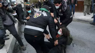 Около 200 участников студенческих протестов задержаны в Турции