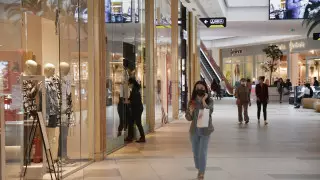 ТРЦ в Нур-Султане разрешили работать по субботам