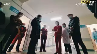 "Принудительную" вакцинацию работников скорой объяснили в Таразе