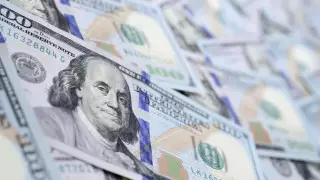 Назван официальный курс доллара на 5 февраля