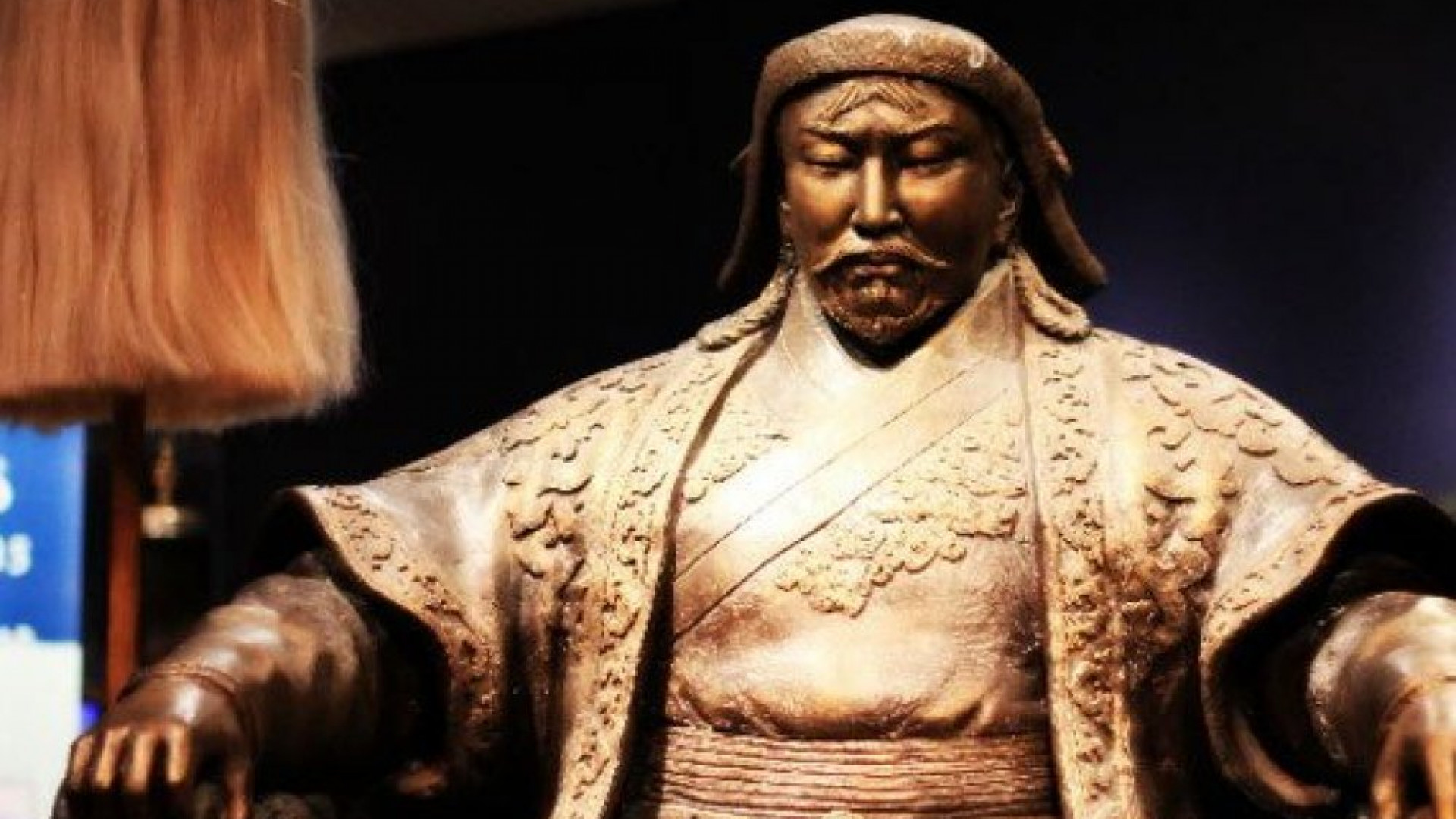 Хана основал. Монгольский Хан Темучин.
