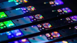 Революционную линзу изобрели для камер смартфонов