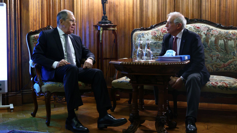 Сергей Лавров и Жозеп Боррель на встрече в Москве. © Reuters