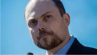 Bellingcat связал "отравителей Навального" с покушениями на оппозиционера Кара-Мурзу