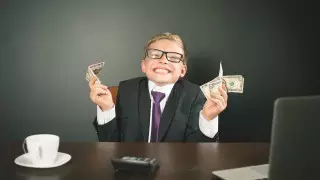 Сын маминой подруги. 12-летний "Уоррен Баффет" зарабатывает на акциях