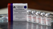Дискриминация по получению вакцины недопустима - эксперт