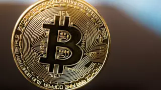 49 тысяч долларов: Биткоин вновь побил исторический рекорд