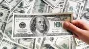 Курс доллара снова упал