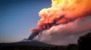 Извержение вулкана Этна произошло на Сицилии