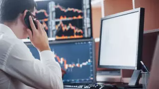 Какие ценные бумаги разрешат покупать на пенсионные