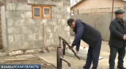 Аким лишился должности после критики сельчан в Жамбылской области