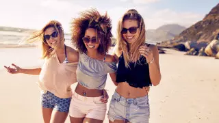 Туроператорам в Казахстане заплатят по 15 тысяч тенге за иностранного туриста