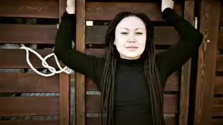 Сменила детям отчество на матчество: активистку судят в Кыргызстане