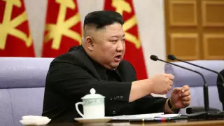 Ким Чен Ын сменил командующих ВВС и ВМС