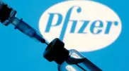 Вакцину Pfizer разрешили хранить в обычных холодильниках