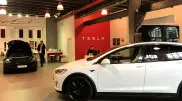 Завод Tesla в Калифорнии вынужденно приостановил работу
