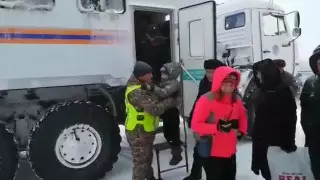 Более 10 детей спасли из снежных заносов в ВКО за ночь