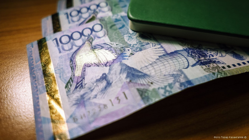 Сколько заплатят казахстанцам за сообщения о взятках