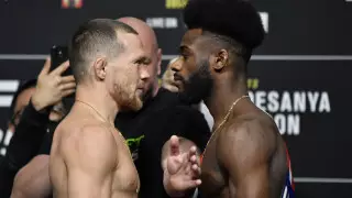 Петр Ян извинился перед Стерлингом за запрещенный удар в поединке UFC