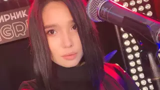 Певица из Казахстана на последних секундах развернула наставника в шоу "Голос Украины"