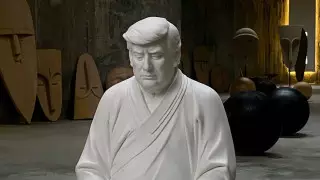 Статуя Дональда Трампа в образе Будды стала хитом продаж в Китае