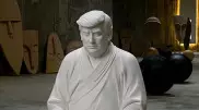 Статуя Дональда Трампа в образе Будды стала хитом продаж в Китае
