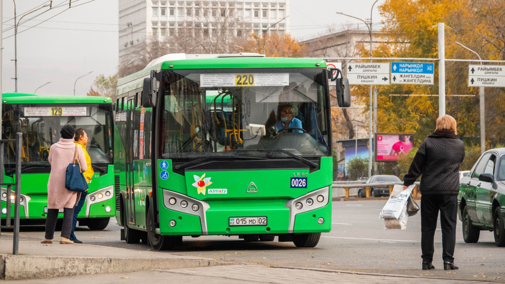 Порно видео час пик в автобусе - порно видео смотреть онлайн на zatochka-service.ru