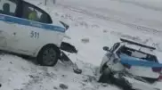 Водитель BMW протаранил две полицейские машины в Туркестанской области