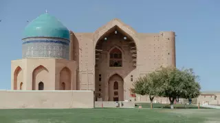 Стали известны имена еще 12 похороненных близ мавзолея Яссауи