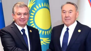 Назарбаев и Мирзиеев обменялись поздравлениями