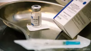 Вакцинацию добровольцев приостановили в регионах - Минздрав