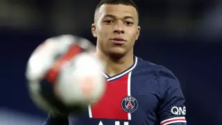 Цену сборных Казахстана и Франции по футболу сравнили СМИ