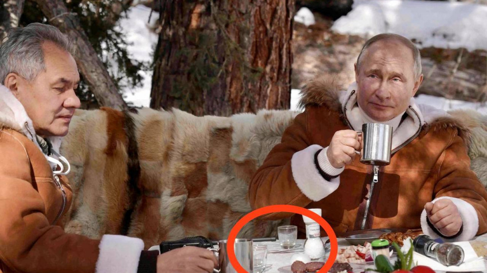 Кремль показал, как Путин и Шойгу отдыхают в тайге