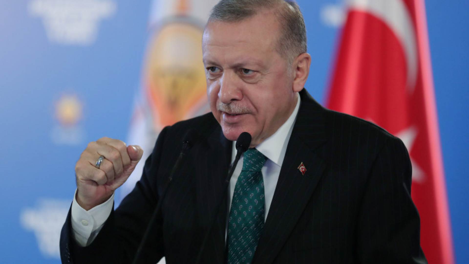 Erdogan: Turkey Can Save the EU from Crisis and Is Ready to Facilitate Peace